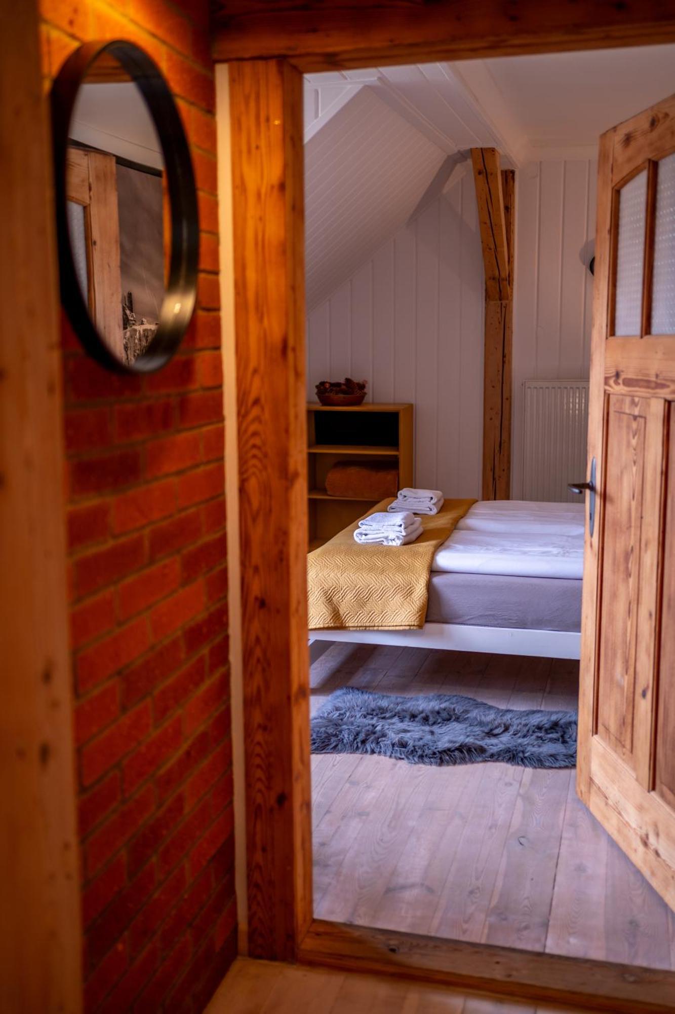 Apartamenty Sudeckie Nad Zalewem II Sosnówka Exterior foto